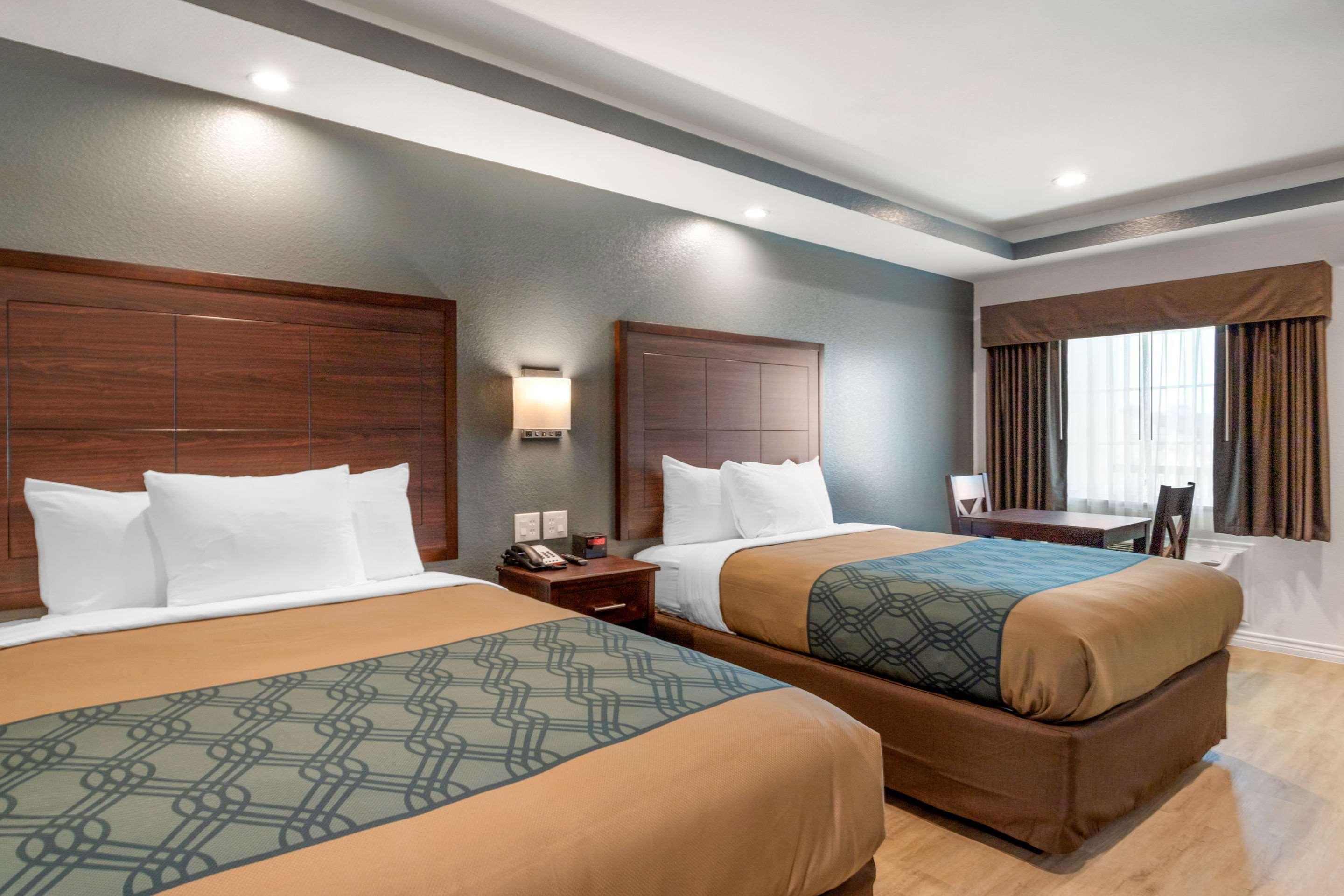 Econo Lodge Houston Esterno foto